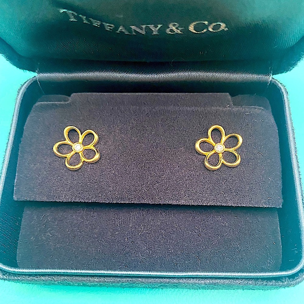Tiffany &‎ Co. earrings